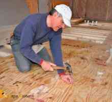 Какво да изолирате пода в дървена къща, така че да е топло и сухо през цялата година?