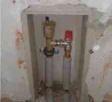 Свързване на топъл под с отоплителна система Помпени и смесителни блокове и колектори на топъл под
