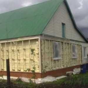 Качествени изолационни методи за изолация на панелни и дървени къщи