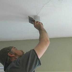 Как да избелваме тавана правилно с ролка