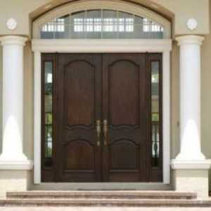 Как мога да избера най-добрата входна врата в частна къща
