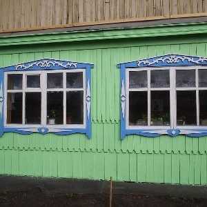 Бои за боядисване на дървени къщи техните видове, характеристики и цени