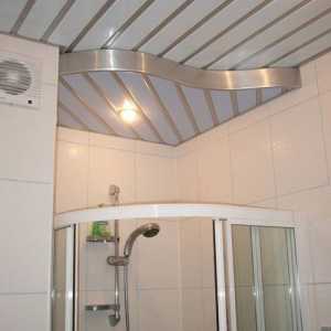 Рафт таван в банята